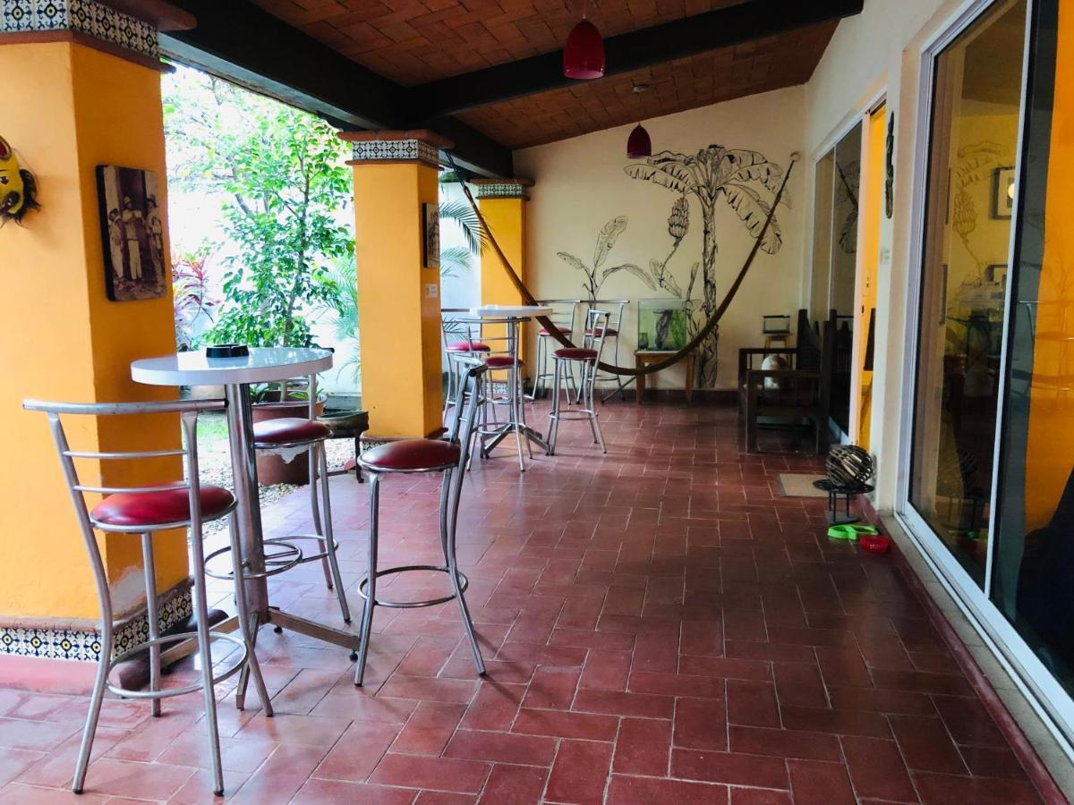 Los Nardos Hostel -Pet Friendly- Oaxaca Eksteriør bilde